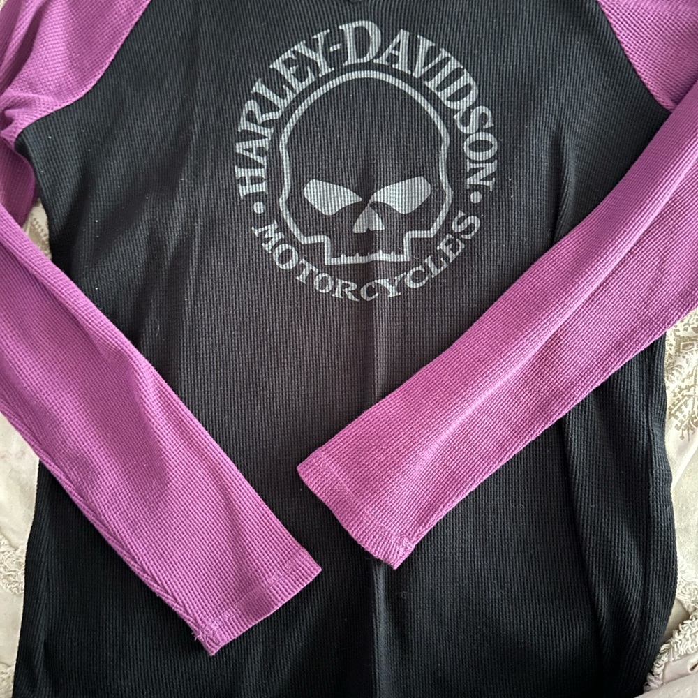 Harley-Davidson Black and Purple Long Sleeve Shirt